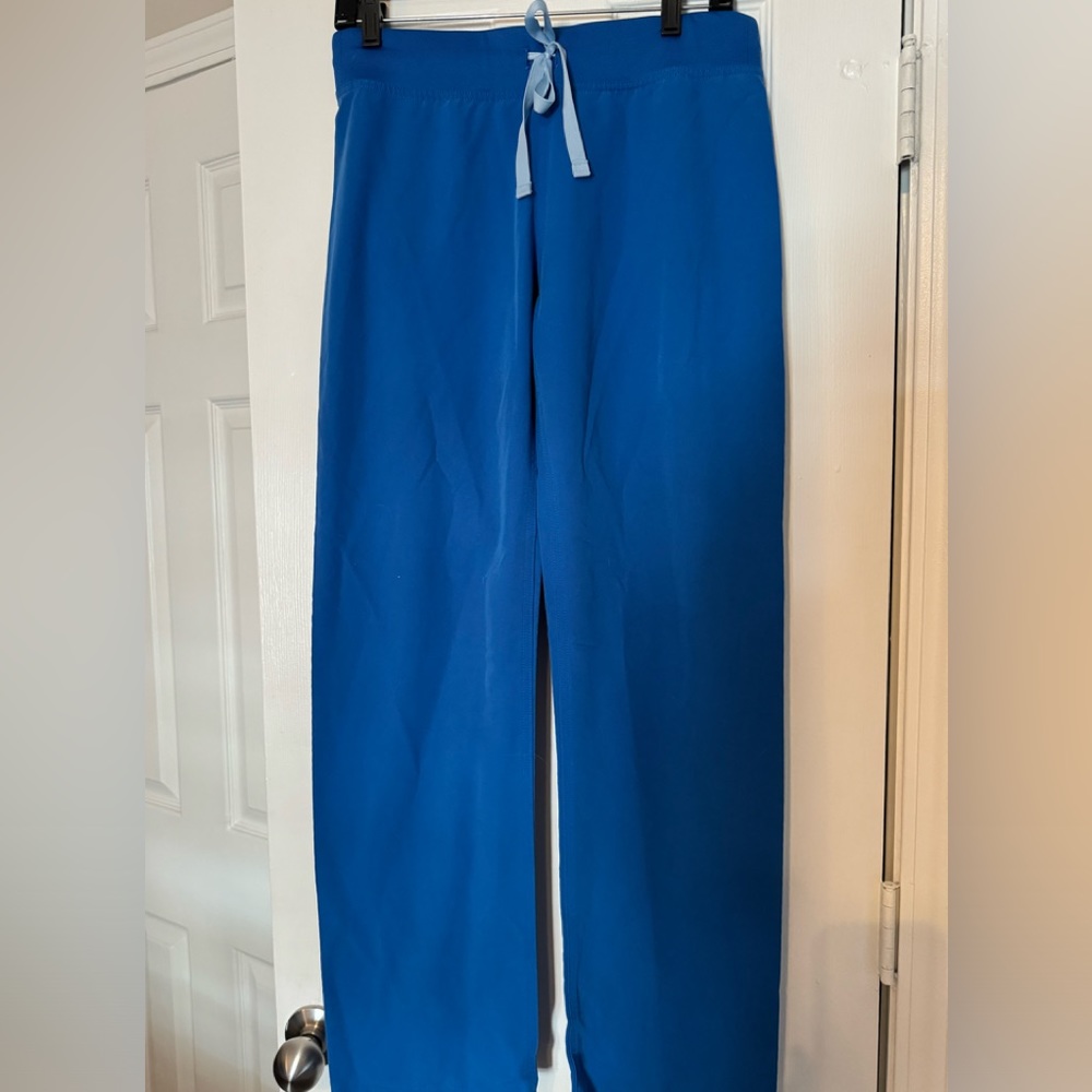 Figs Livingston XS scrub pant. Royal blue. 💙